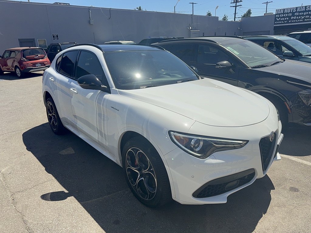alfa romeo stelvio 2023 ZASPAKBN0P7D65156 image alfa romeo stelvio 2023 ZASPAKBN0P7D65156 image
